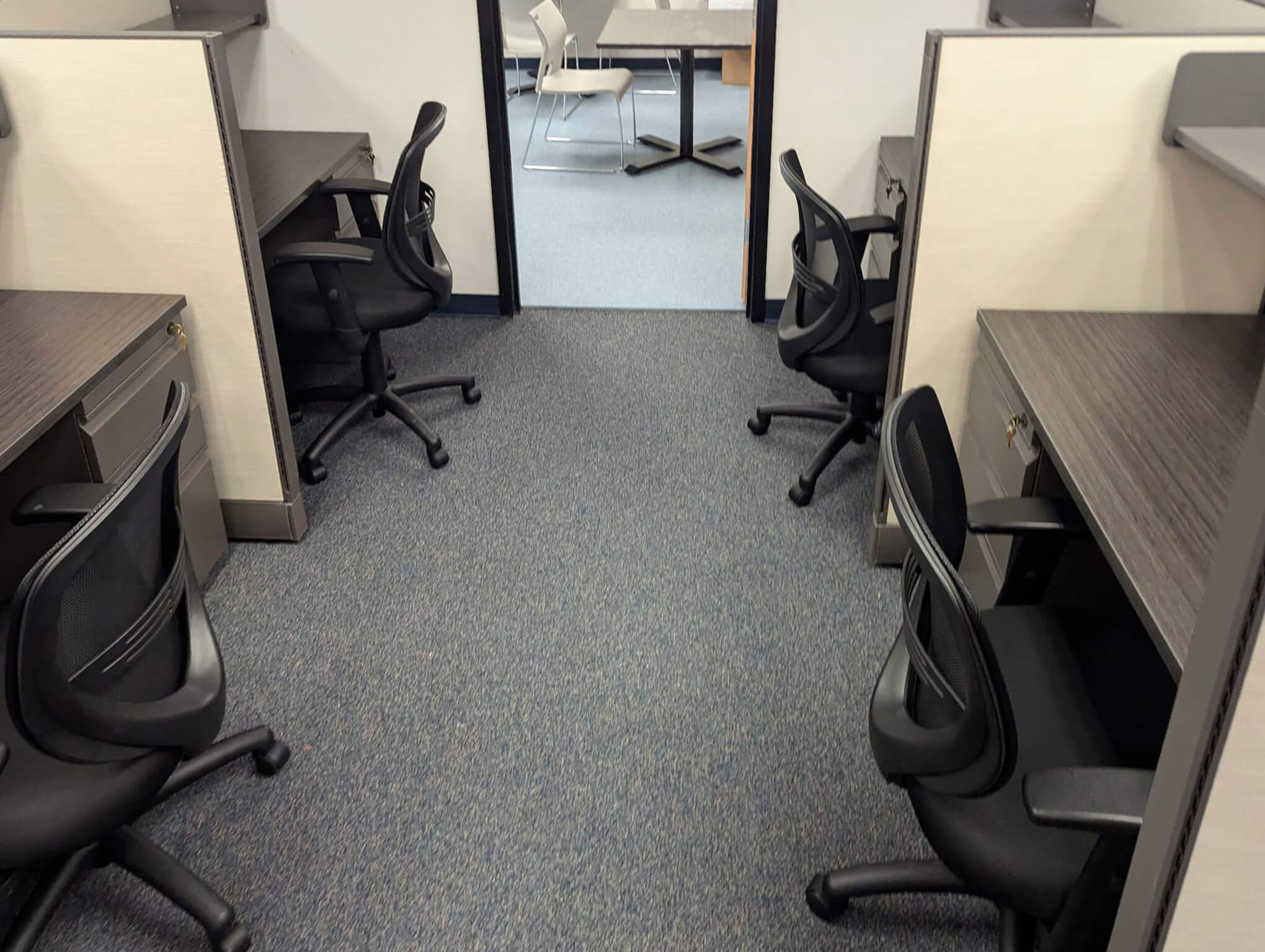 Office cubicle installation 490 5